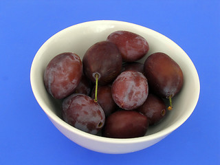 Image showing plums