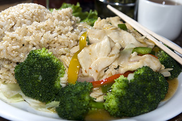 Image showing vietnamese food spicy chicken white meat steamed broccoli