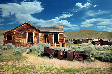 Image showing Bodie House and Rusted Vintage Car