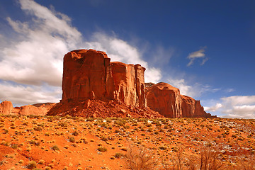 Image showing Single Large Rock Formation in Monument Valley