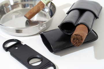 Image showing Cigars and accessories