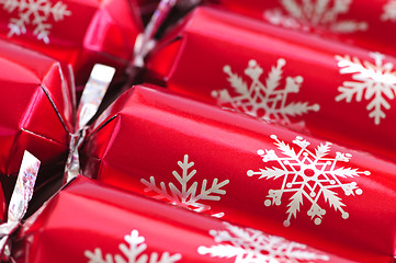 Image showing Christmas crackers