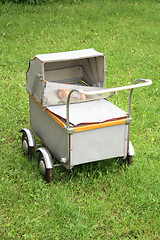 Image showing old buggy