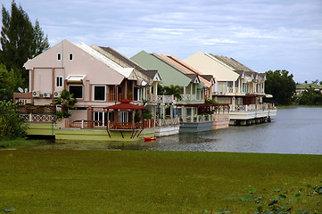 Image showing DETACCHED HOUSES