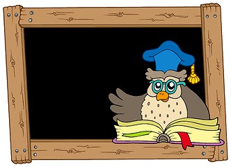 Image showing Wooden blackboard with owl teacher