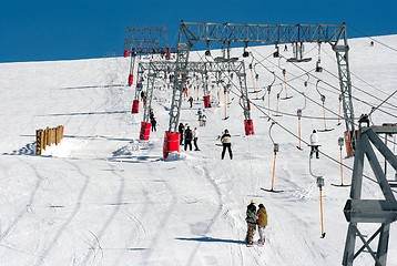 Image showing Skiing