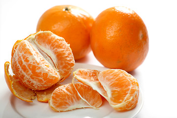 Image showing Tangerine segments on plate