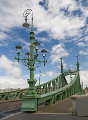 Image showing lamp on freedom bridge in budapest