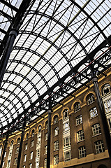 Image showing Hay's Galleria roof