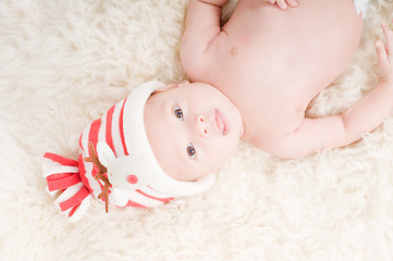 Image showing Newborn baby in chritstmas hat