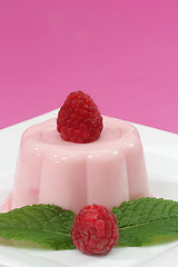 Image showing Raspberry pudding