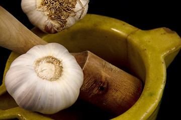 Image showing Mortar with garlic.