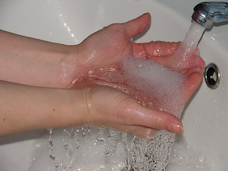 Image showing washing hands 4
