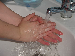 Image showing washing hands 3