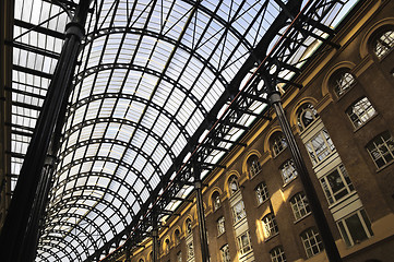 Image showing Hay's Galleria roof