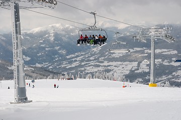 Image showing Skiing