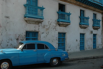 Image showing old building and car