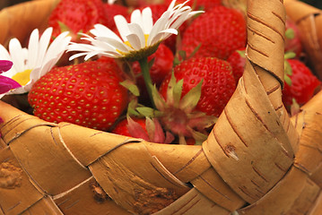 Image showing basket of the strawberries