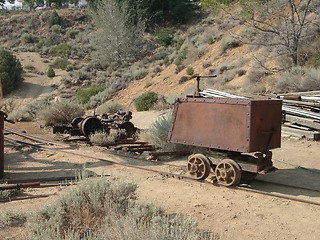 Image showing Gold wagon