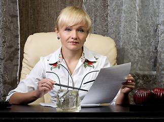 Image showing business woman