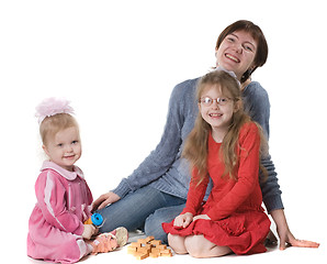 Image showing mother plays with two daughters