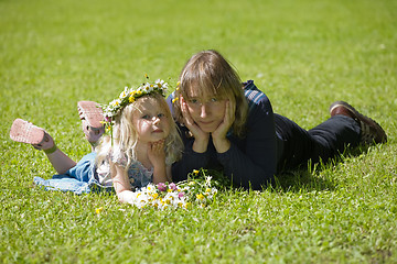 Image showing Mum and daughter