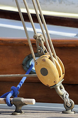 Image showing Sailing pulley