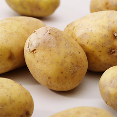 Image showing potatos on whit