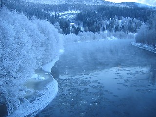 Image showing Frosty river