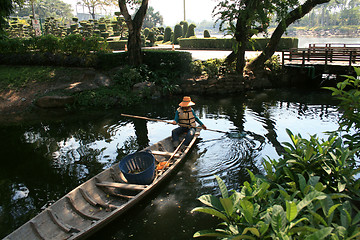 Image showing Persons in boat