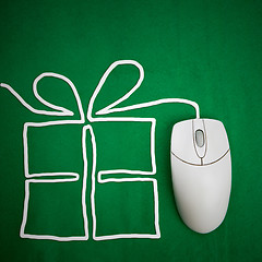 Image showing Present Shopping Online