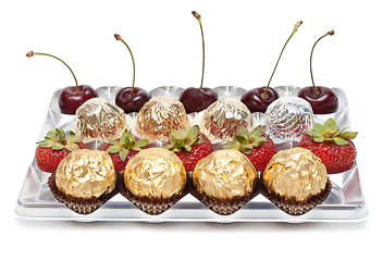 Image showing Sweetmeats strawberries cherries