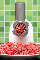 Image showing Meat grinder on kitchen