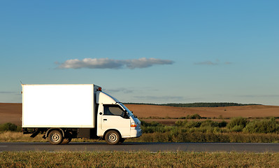 Image showing White Light-duty truck