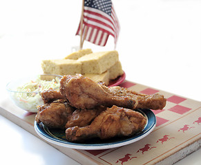 Image showing fried chicken on checkerboard