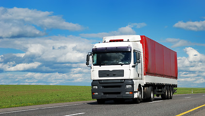 Image showing white lorry with red trailer