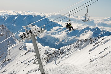 Image showing Skiing