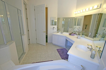 Image showing Master Bathroom