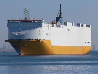 Image showing Car Carrier