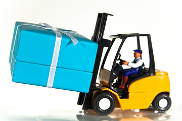 Image showing Forklift and present