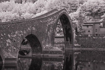 Image showing Devils Bridge, Garfagnana, Italy