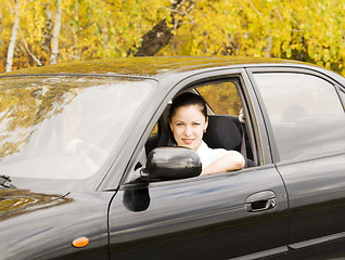 Image showing woman in the car