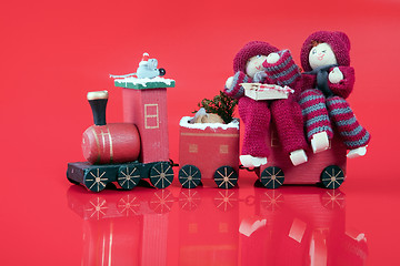 Image showing Elfs on train