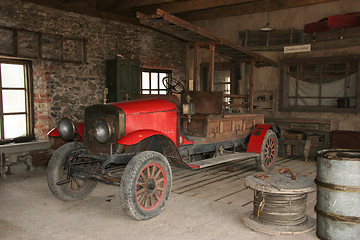 Image showing Antique fire-engine