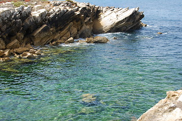 Image showing Beautiful lagoon with green ocean water