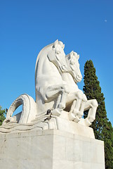 Image showing Statue of horses in a park
