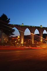 Image showing Aqueduct of the Free Waters in Lisbon (car motion)