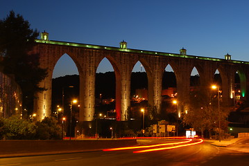 Image showing Aqueduct of the Free Waters in Lisbon (car motion)