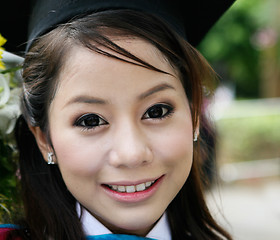 Image showing University graduate