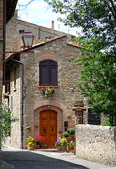 Image showing Tuscan lane